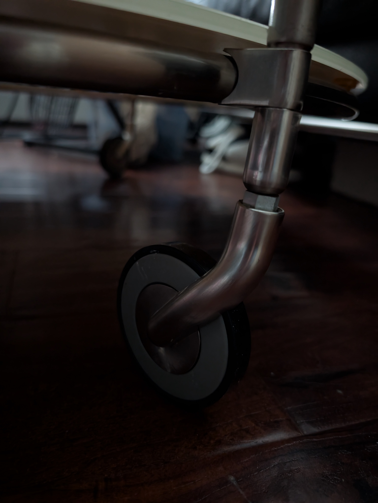Two-tiered rolling side table - photo 4