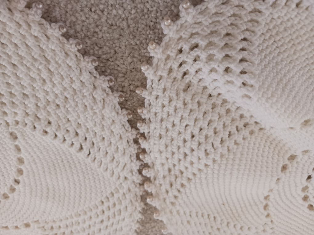 Pair of handmade crocheted doilies with pearl accents - photo 3