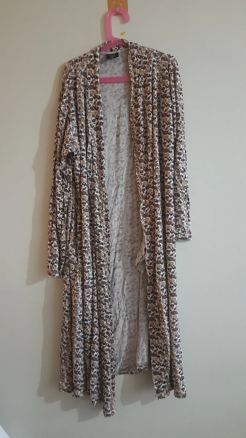 Women's Floral Print Cardigan thumbnail