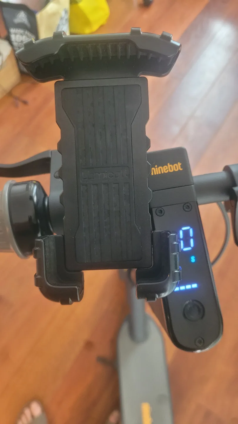 Segway Ninebot Max - Electric Scooter image indicator(5)