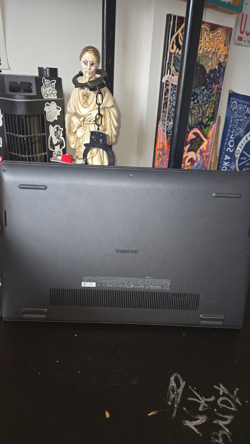 DELL laptop with touchscreen - photo 3