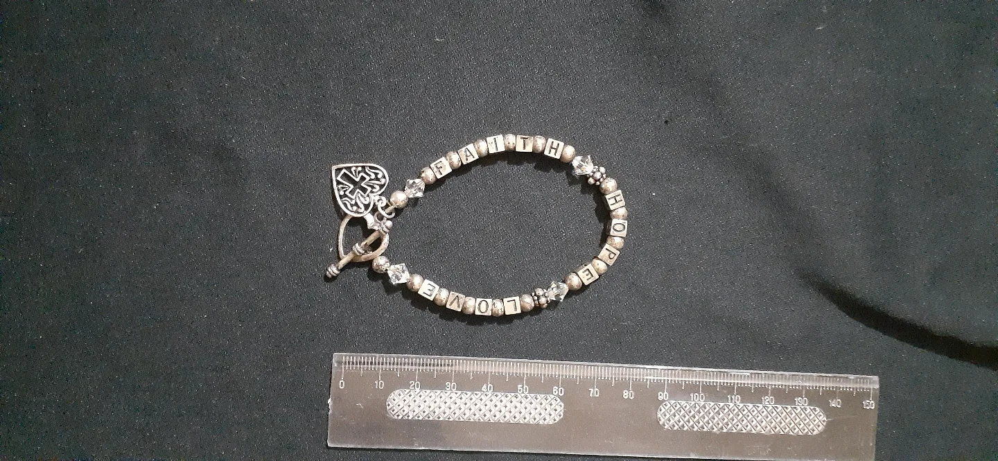 Faith Hope Love Bracelet image indicator(2)