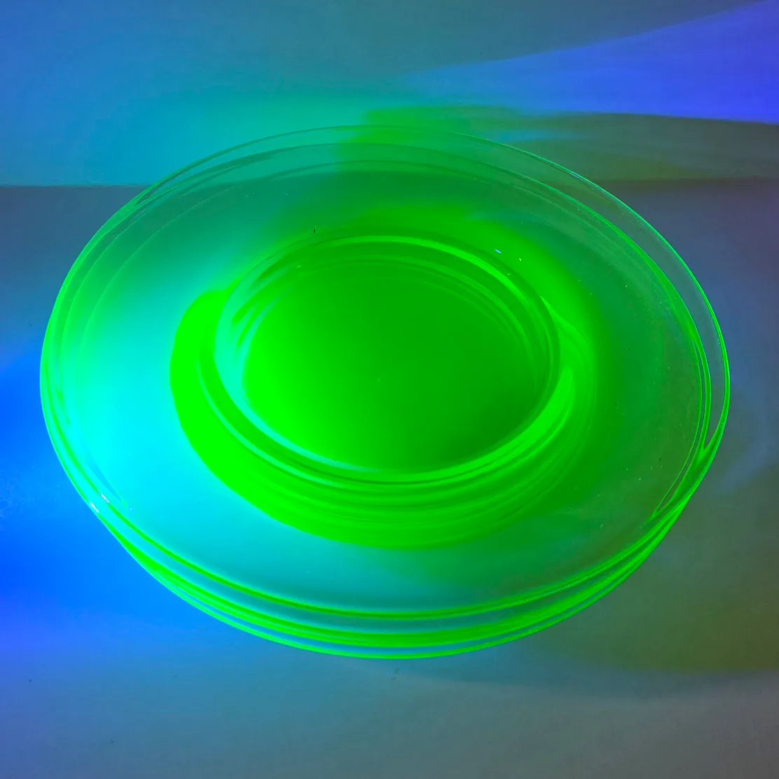 4 small uranium glass plates image indicator(3)