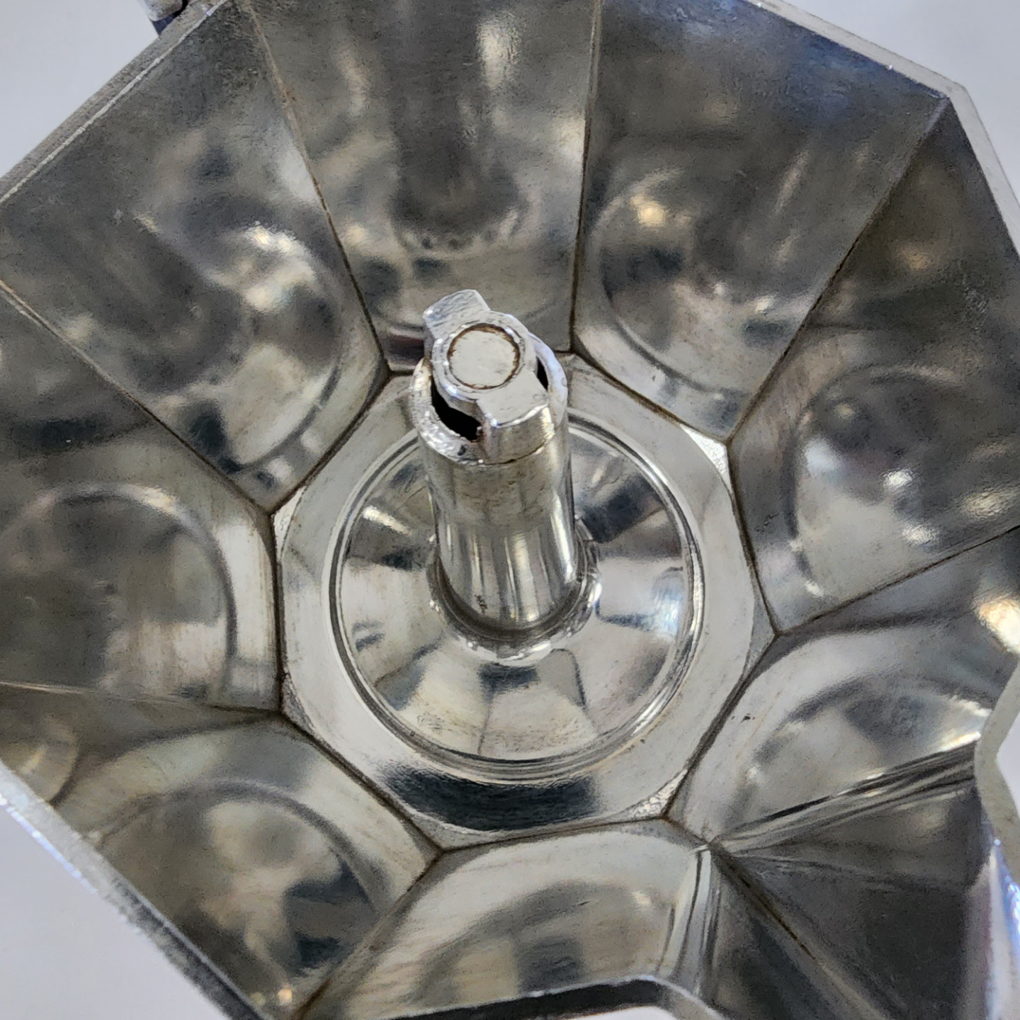 Bialetti Moka Express Stovetop Espresso Maker 9 cups - photo 4