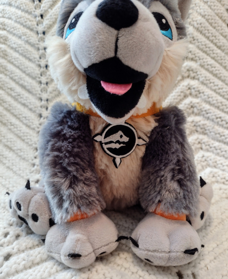 World Of Warcraft  Frostwolf Plush Blizzard WOW Exclusive - photo 2