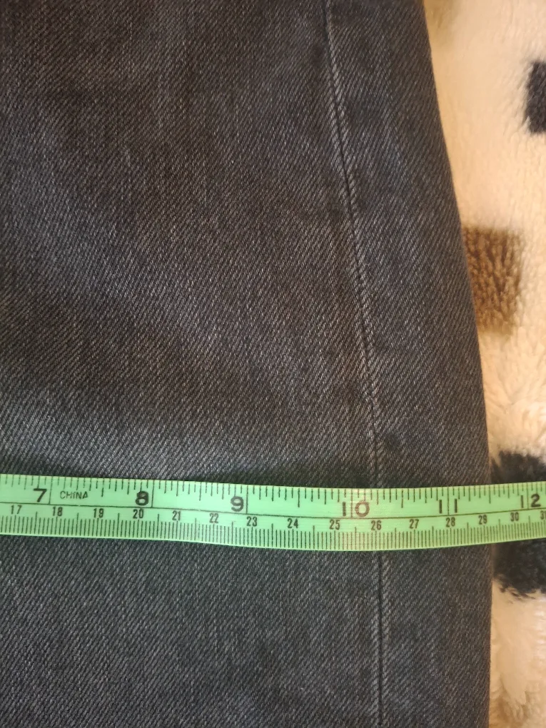 Agolde 90s jeans image indicator(2)