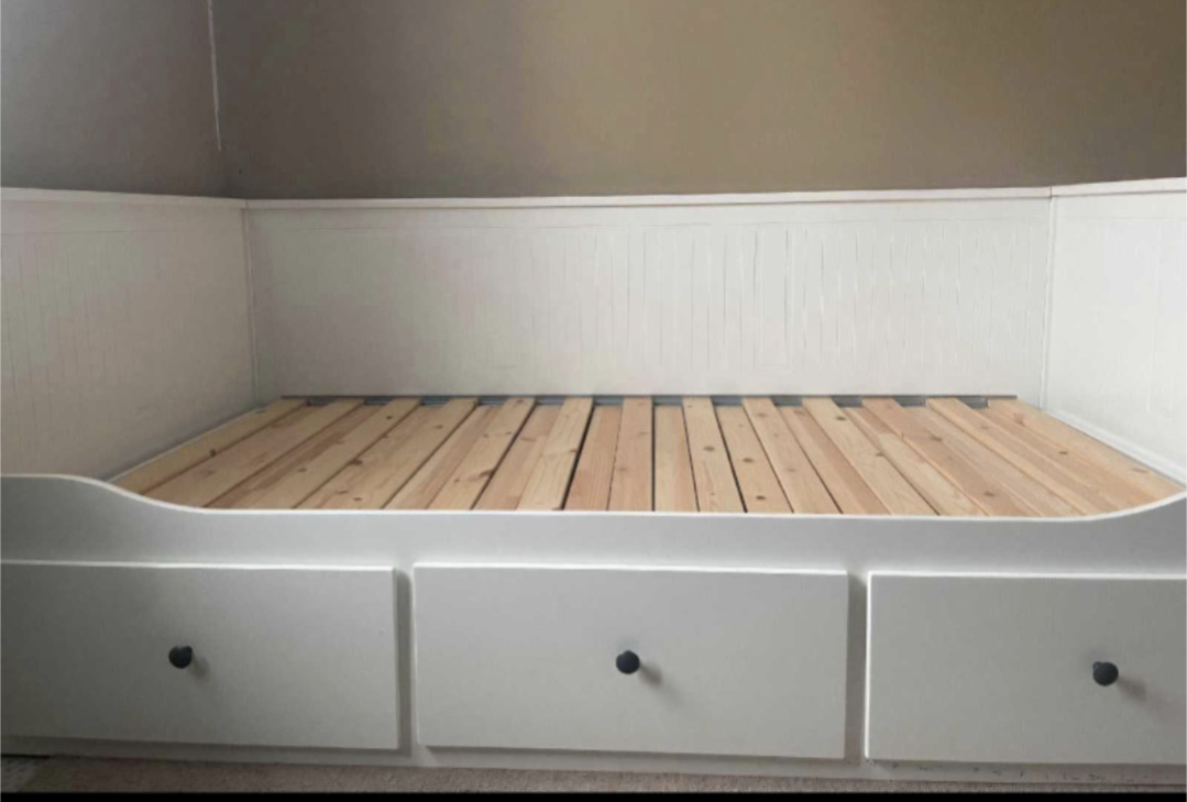 IKEA Hemnes Day Bed with 3 Drawers