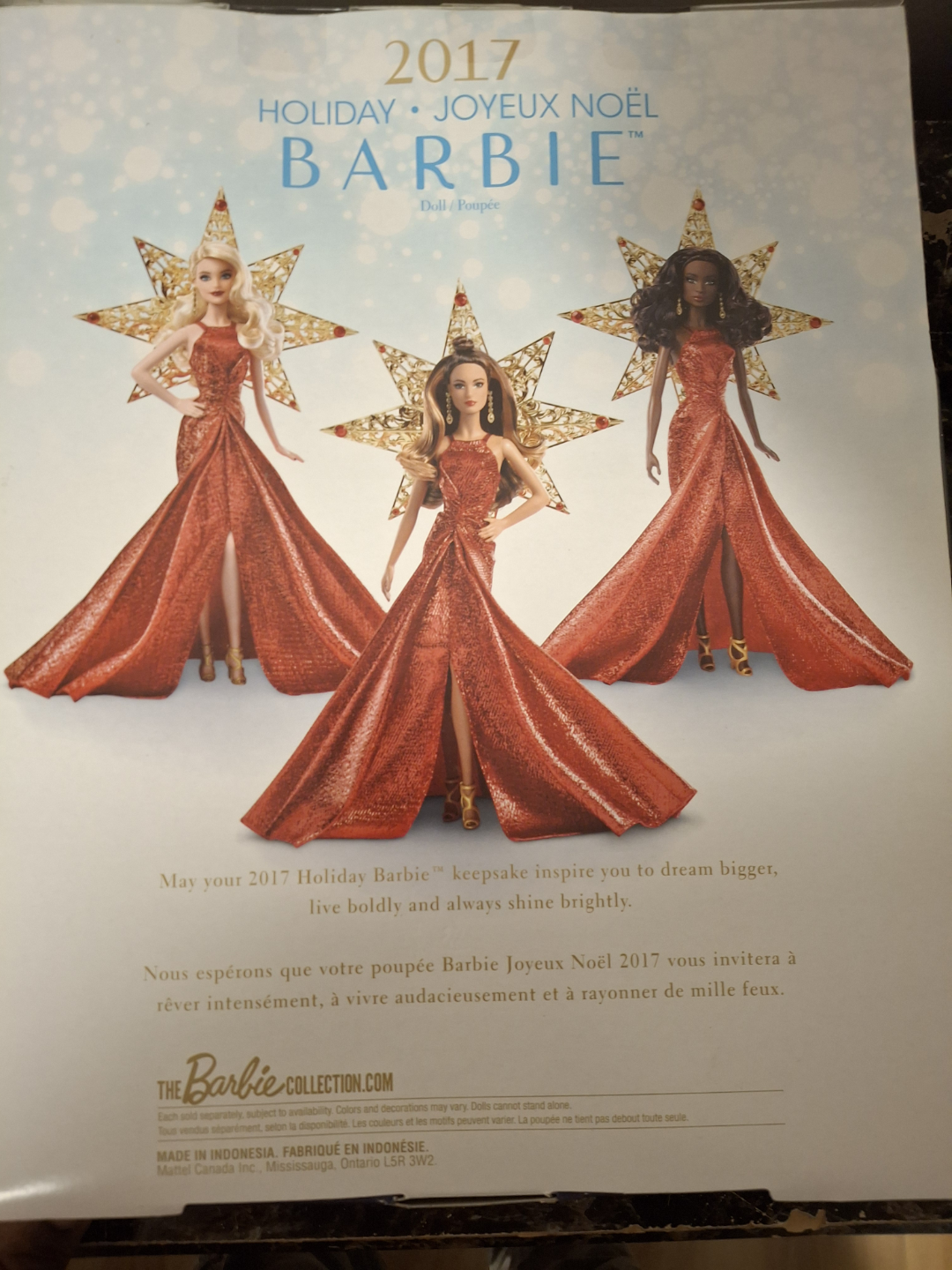 2017 Barbie Holiday Doll in Box - photo 2