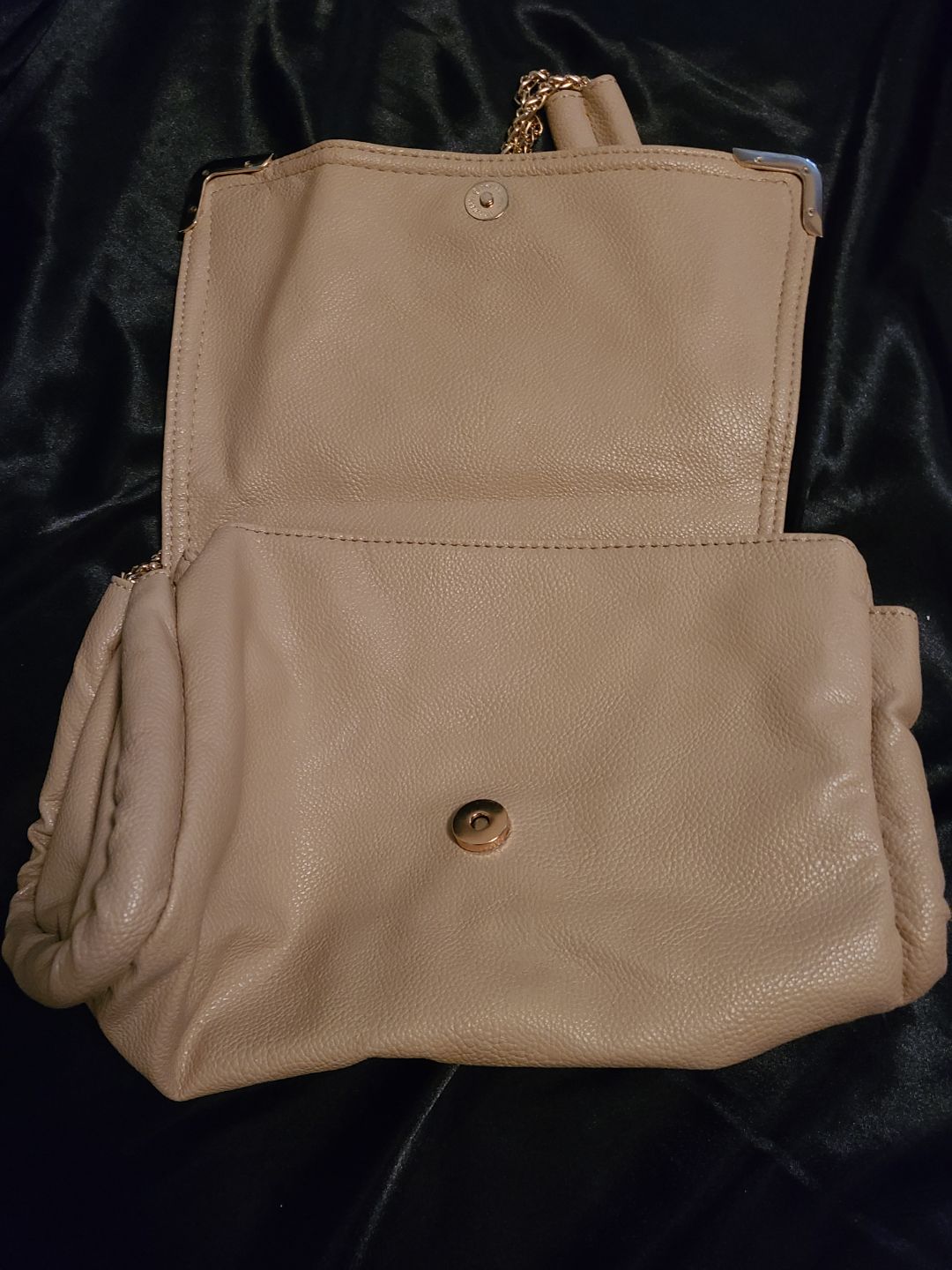 Elizabeth Grant Beige Chain Strap Shoulder Bag - photo 2