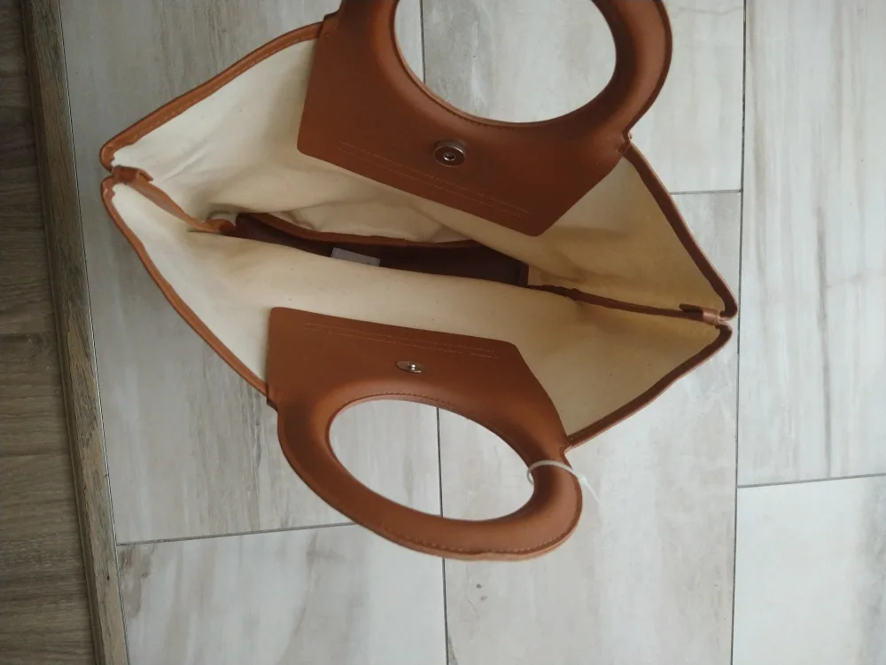 Cream and Brown Tote Bag image indicator(2)