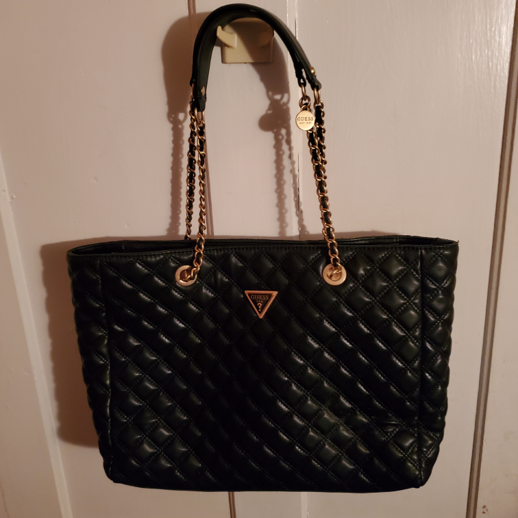 Guess Black Quilted Tote Bag with Gold Chain Strap - photo 2