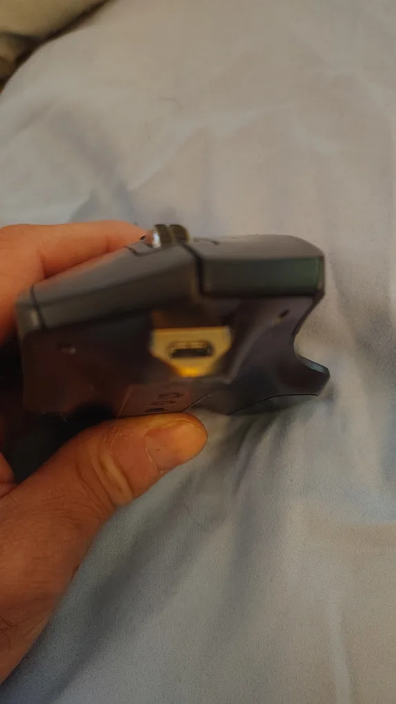 Logitech MX Master Wireless Mouse image indicator(6)