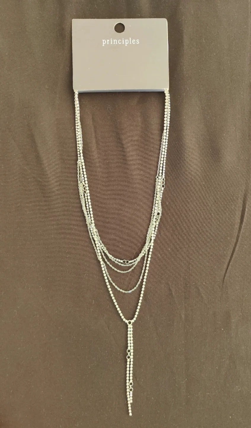 Layered Silver Necklace image indicator(2)
