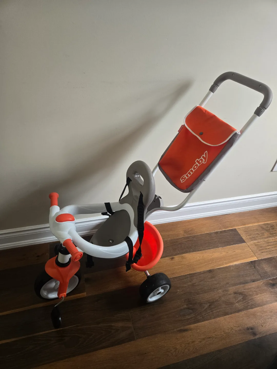 Smoby Tricycle with Parent Push Handle and Storage image indicator(2)