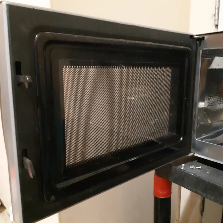 Silhouette Stainless Steel Microwave - photo 2