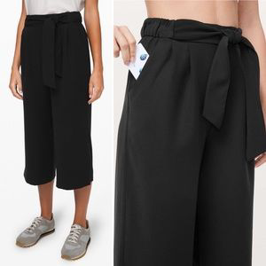 Lululemon Noir Crop - photo 2