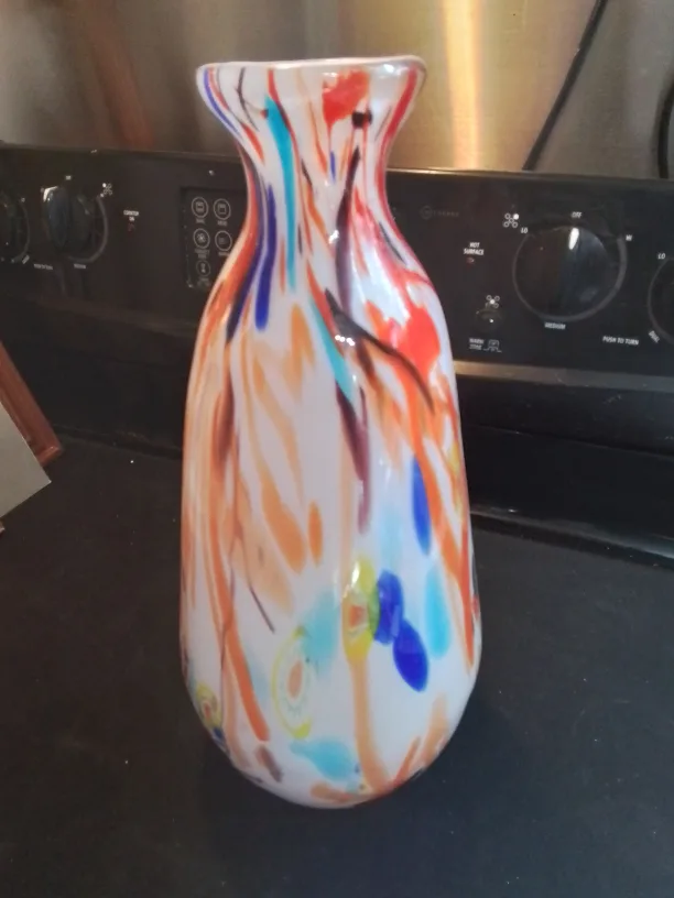 A tall Murano multicolor vase💚 image indicator(4)