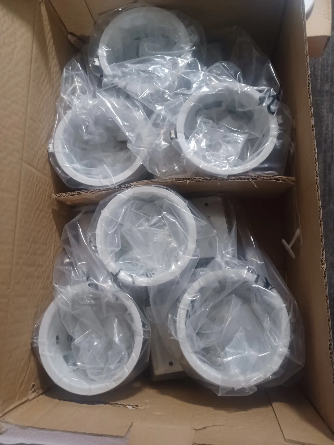 6x New  Halo PRO Series Recessed Lighting Trim Kits image indicator(2)