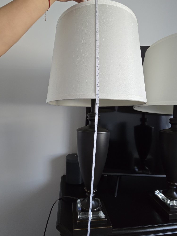Pair of Elegant Black Table Lamps with Off-White Shades - photo 4