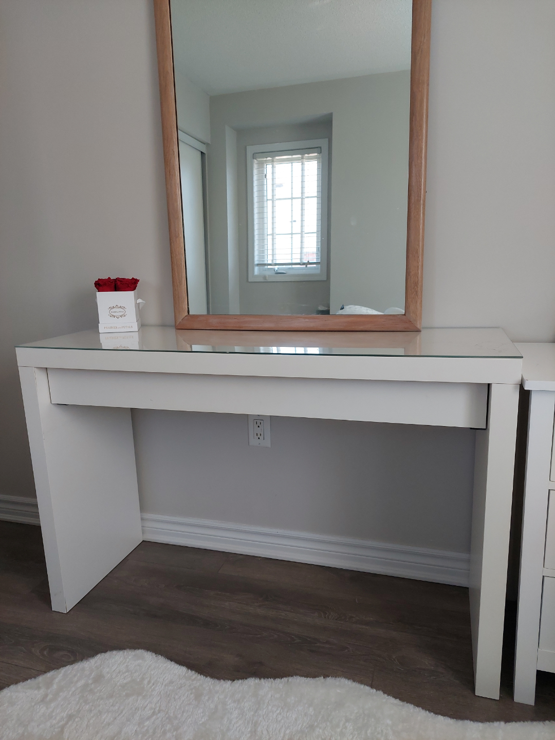 IKEA MALM White Dressing Table WITH GLASS TOP