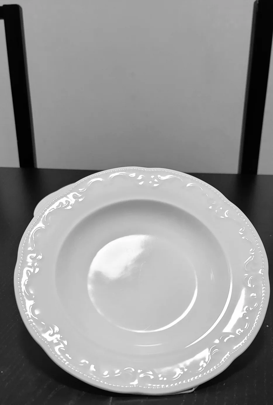 New Gluckstain Set of Four White Porcelain Bowls image indicator(6)