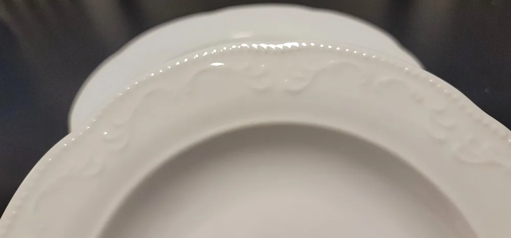 New Gluckstain Set of Four White Porcelain Bowls image indicator(7)