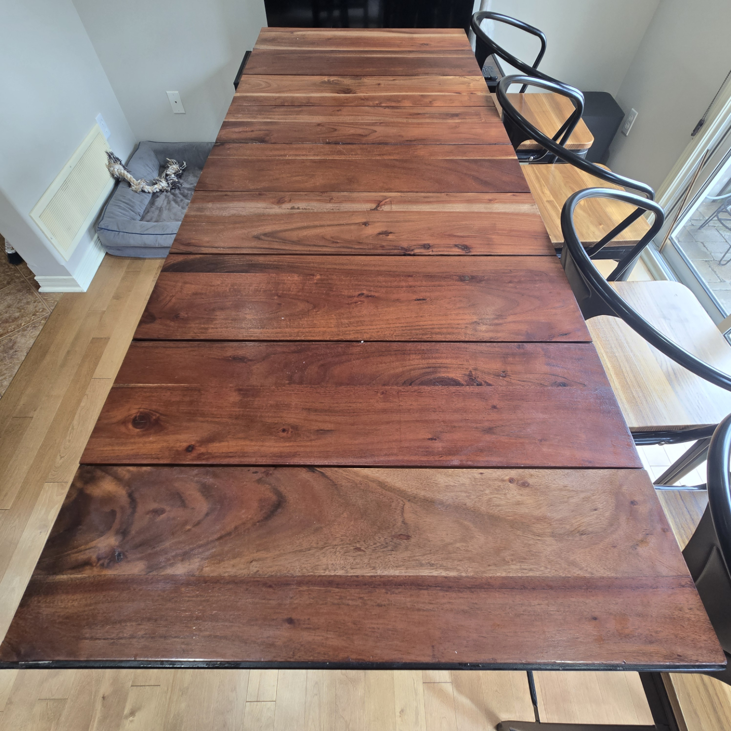 Wooden table and chairs for sale - photo 2