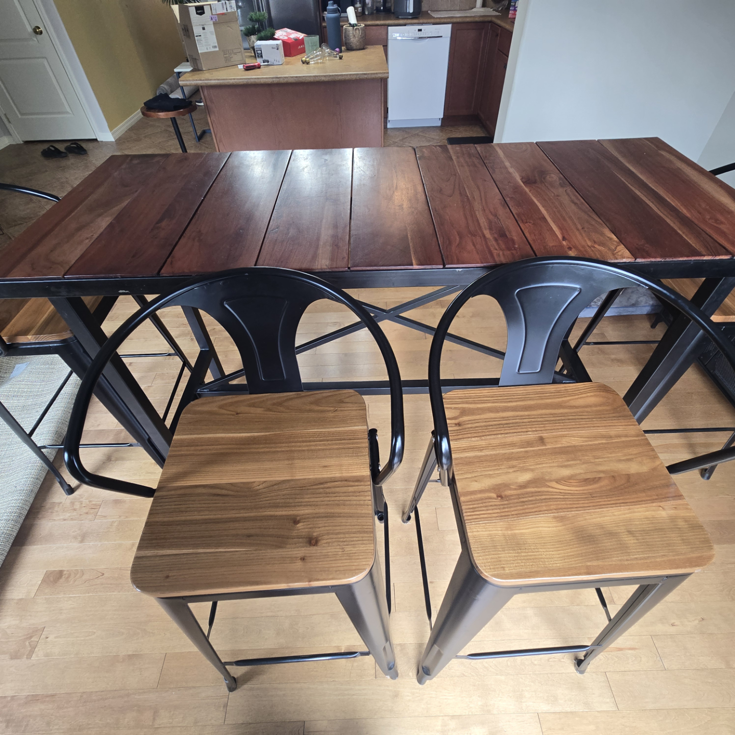 Wooden table and chairs for sale - photo 3
