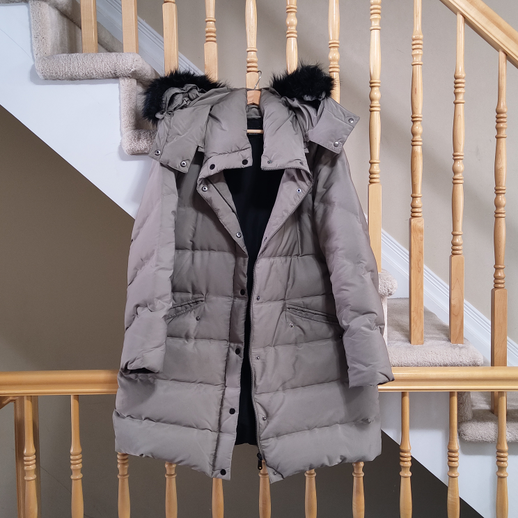 Women's Long Puffer Coat with Faux Fur Hood
