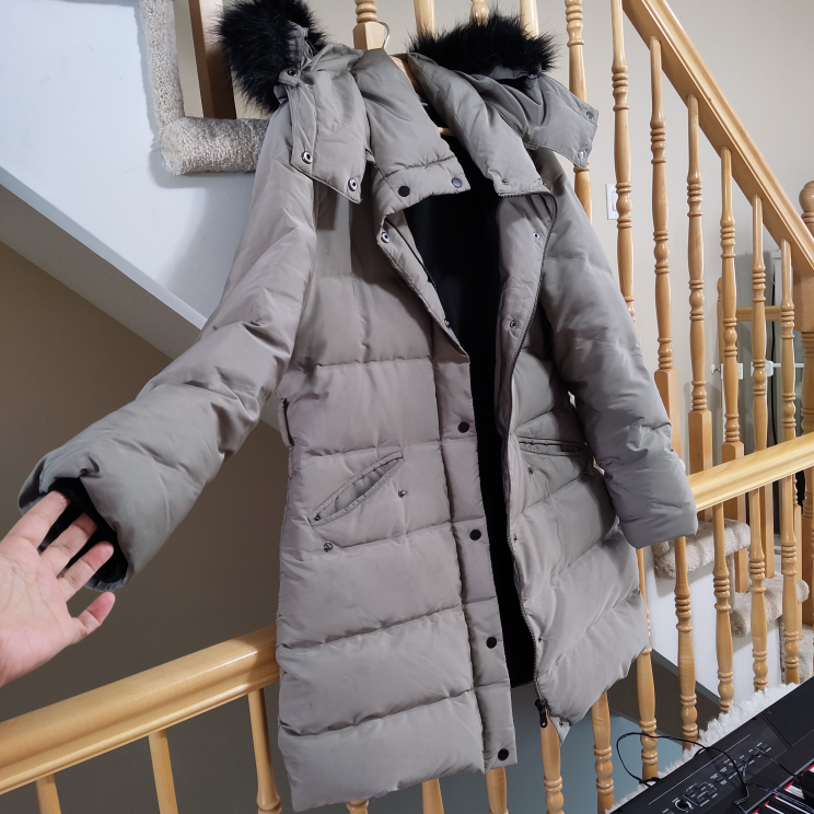 Women's Long Puffer Coat with Faux Fur Hood - photo 3