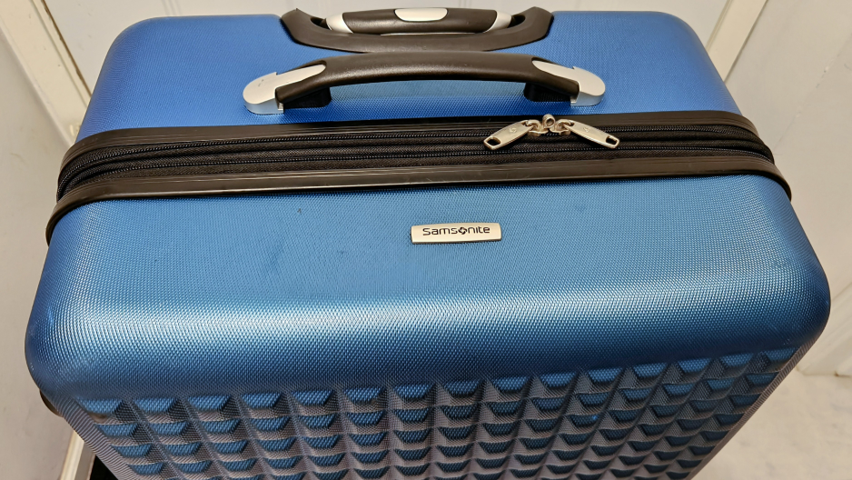 Samsonite Blue Suitcase 28" - photo 2