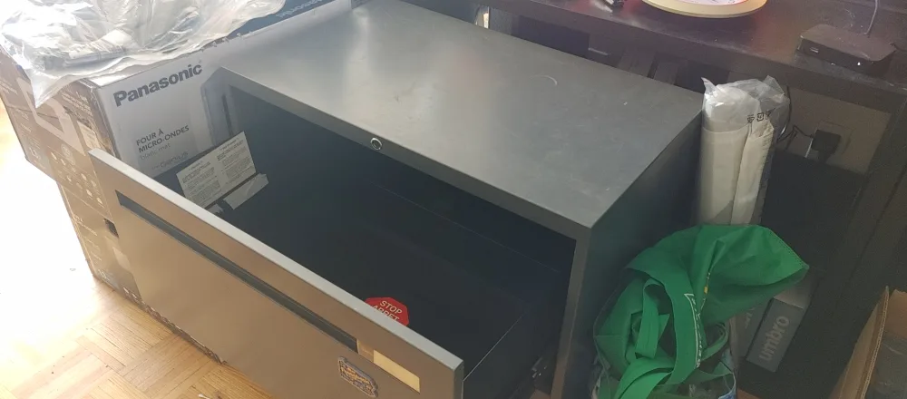 Two-Drawer Metal Filing Cabinet image indicator(2)