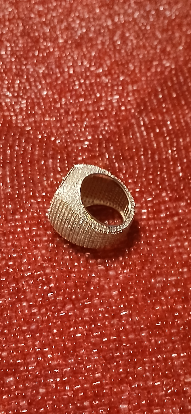 Brand new Gold Tone Cubic Zirconia Statement Ring - photo 4