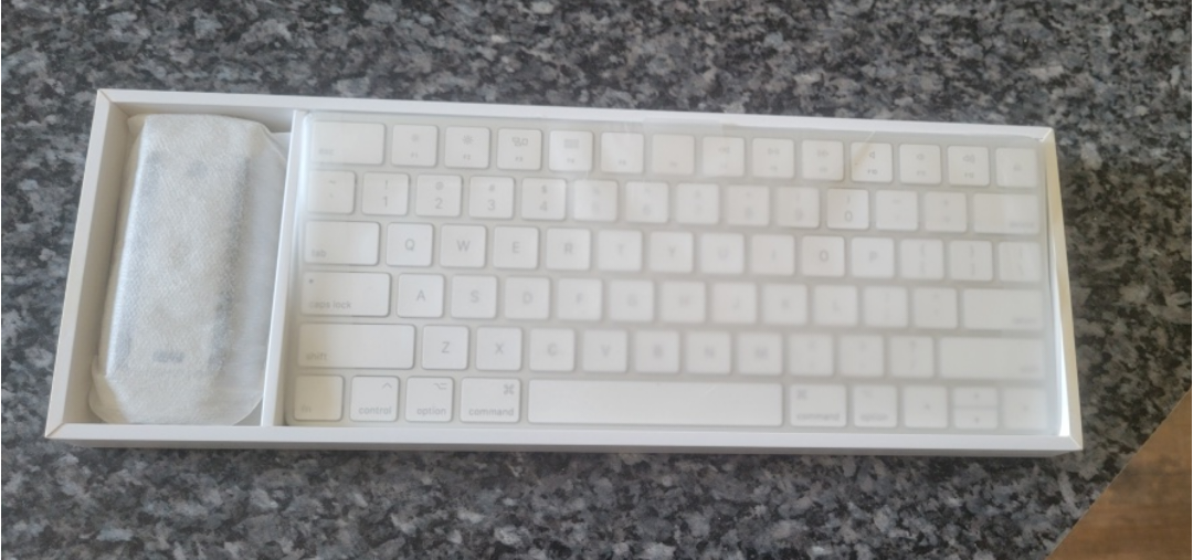 Wireless Apple Keyboard and Magic Mouse