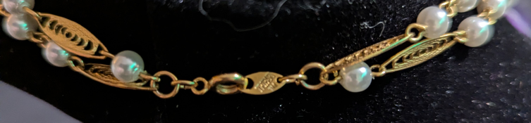 Vintage Trifari Necklace - Gold Tone and Faux Pearl - photo 3