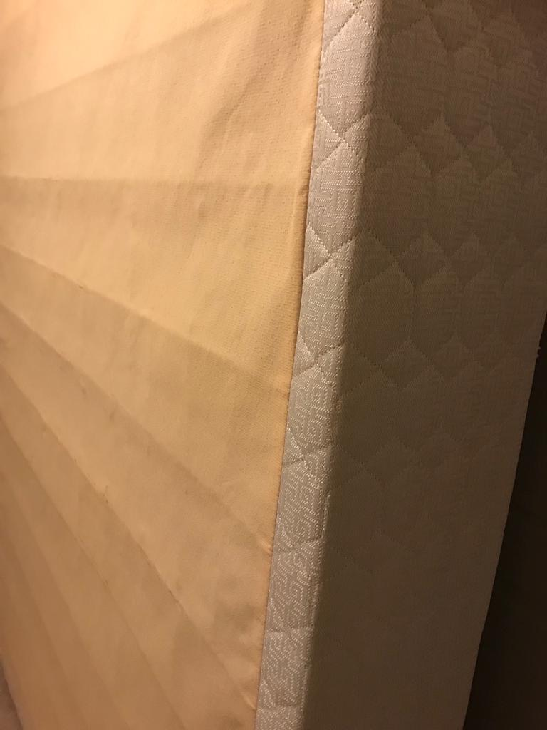 Queen Size mattress Box