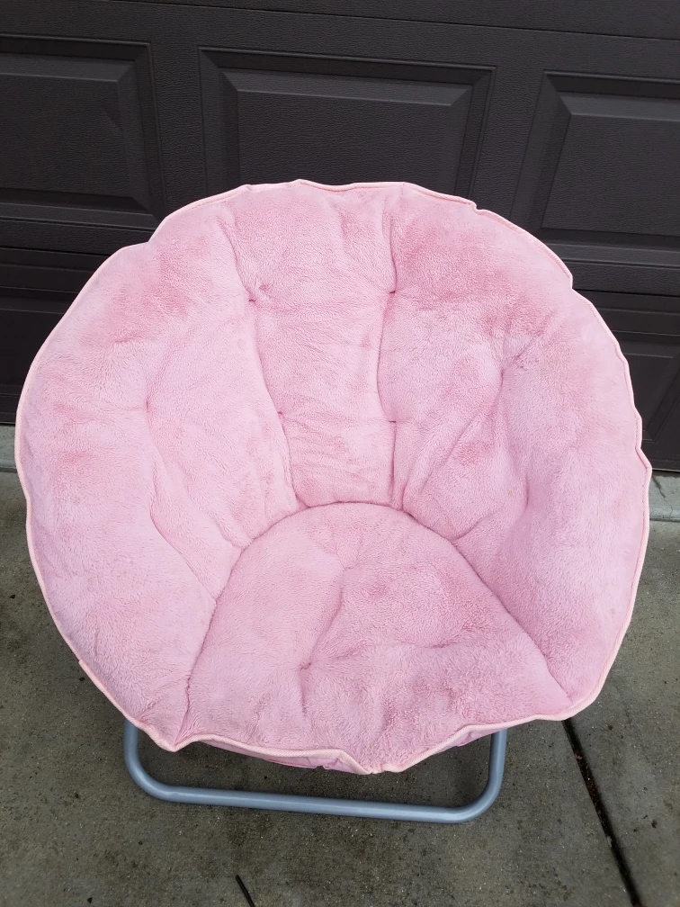 Pink Saucer Chair