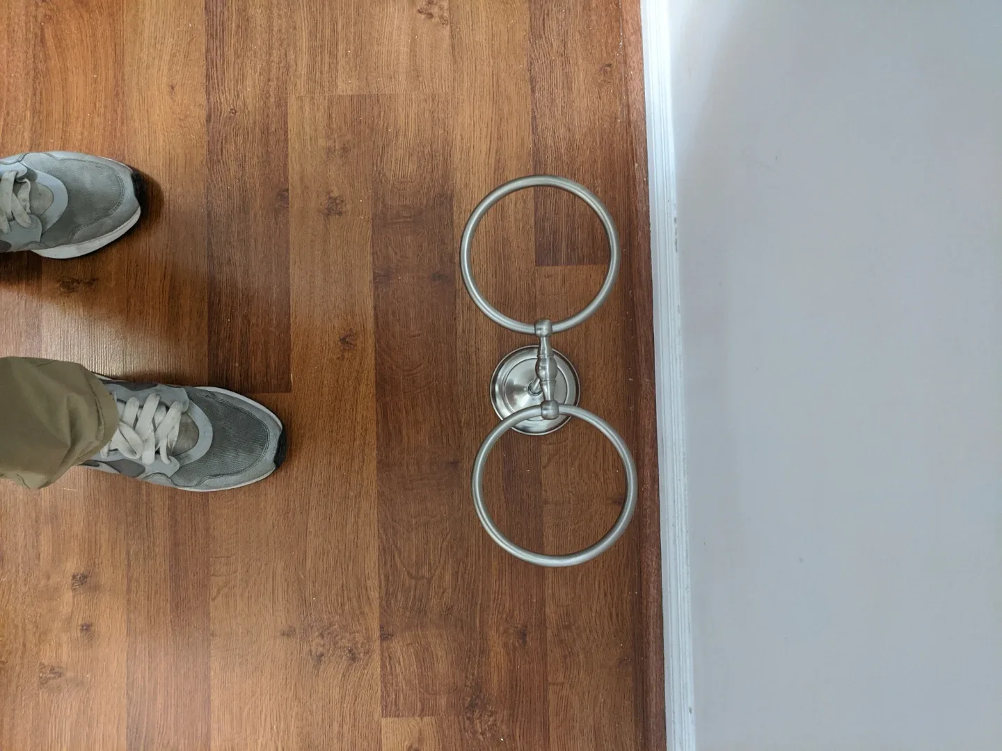 Freestanding Double Towel Ring image indicator(4)