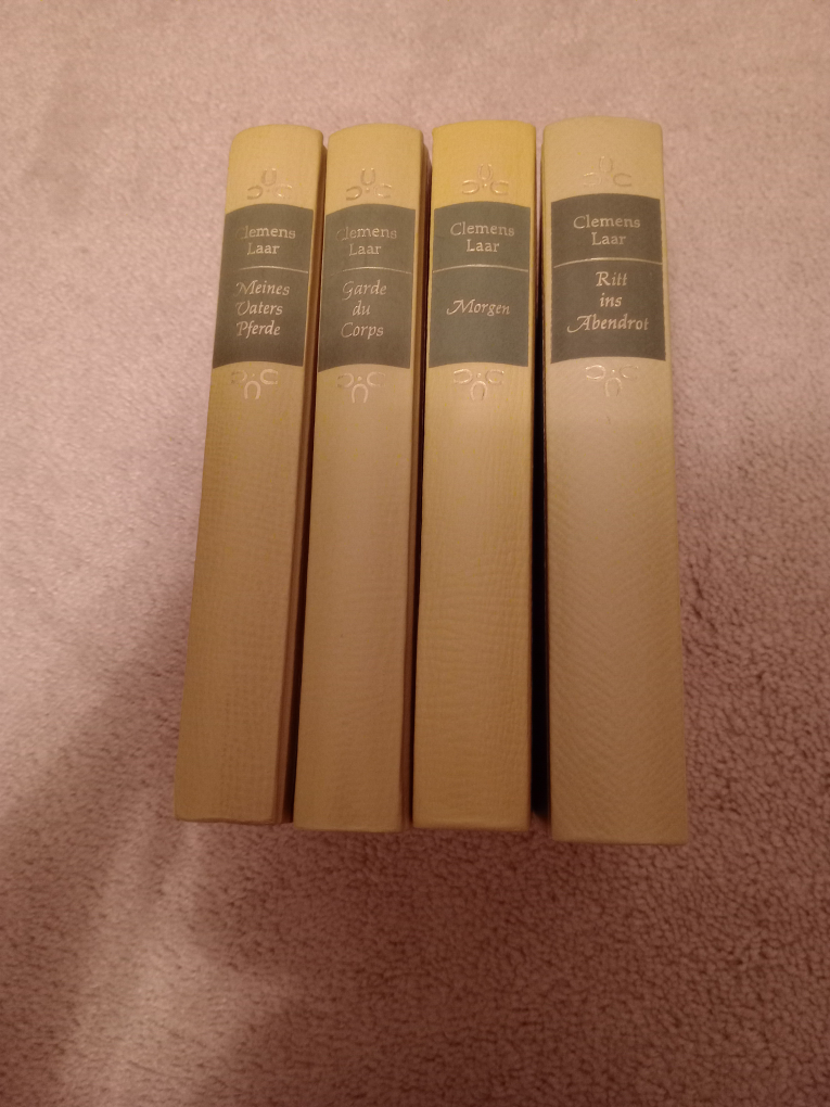 Set of four Clemens Laar Books-German
