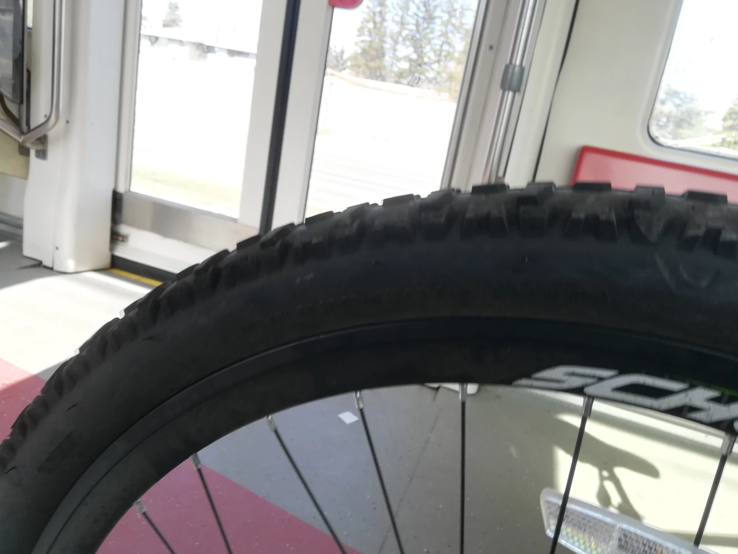Schwinn mountain bike 29inch fat boy tires - photo 3