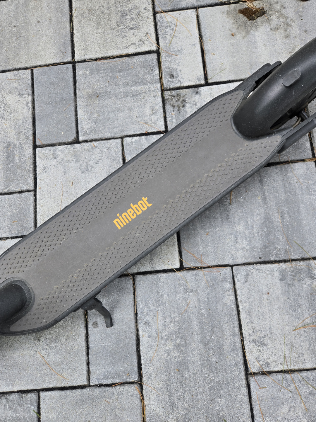 Segway Ninebot Max Electric Scooter - photo 3