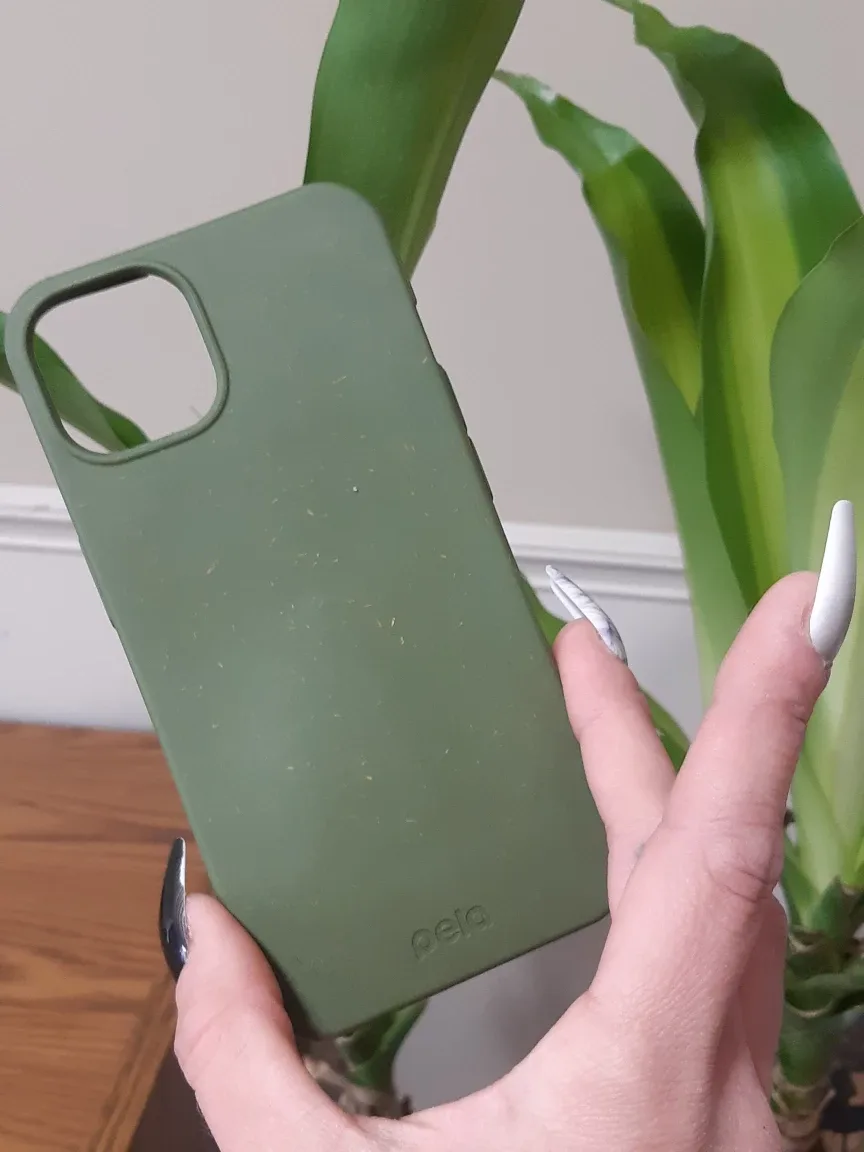 Pela sage green case for iphone 13 image indicator(2)