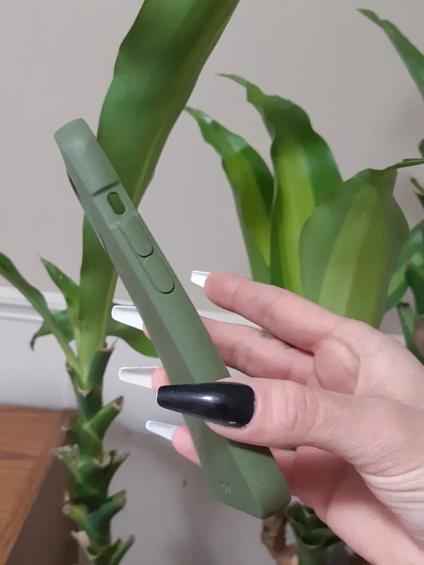 Pela sage green case for iphone 13 image indicator(5)