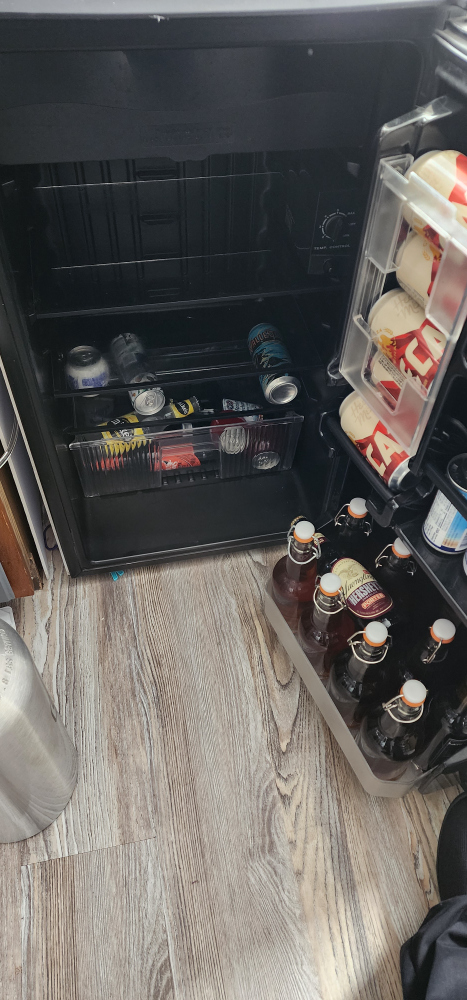 Mini Fridge - Black - Compact Refrigerator - photo 2