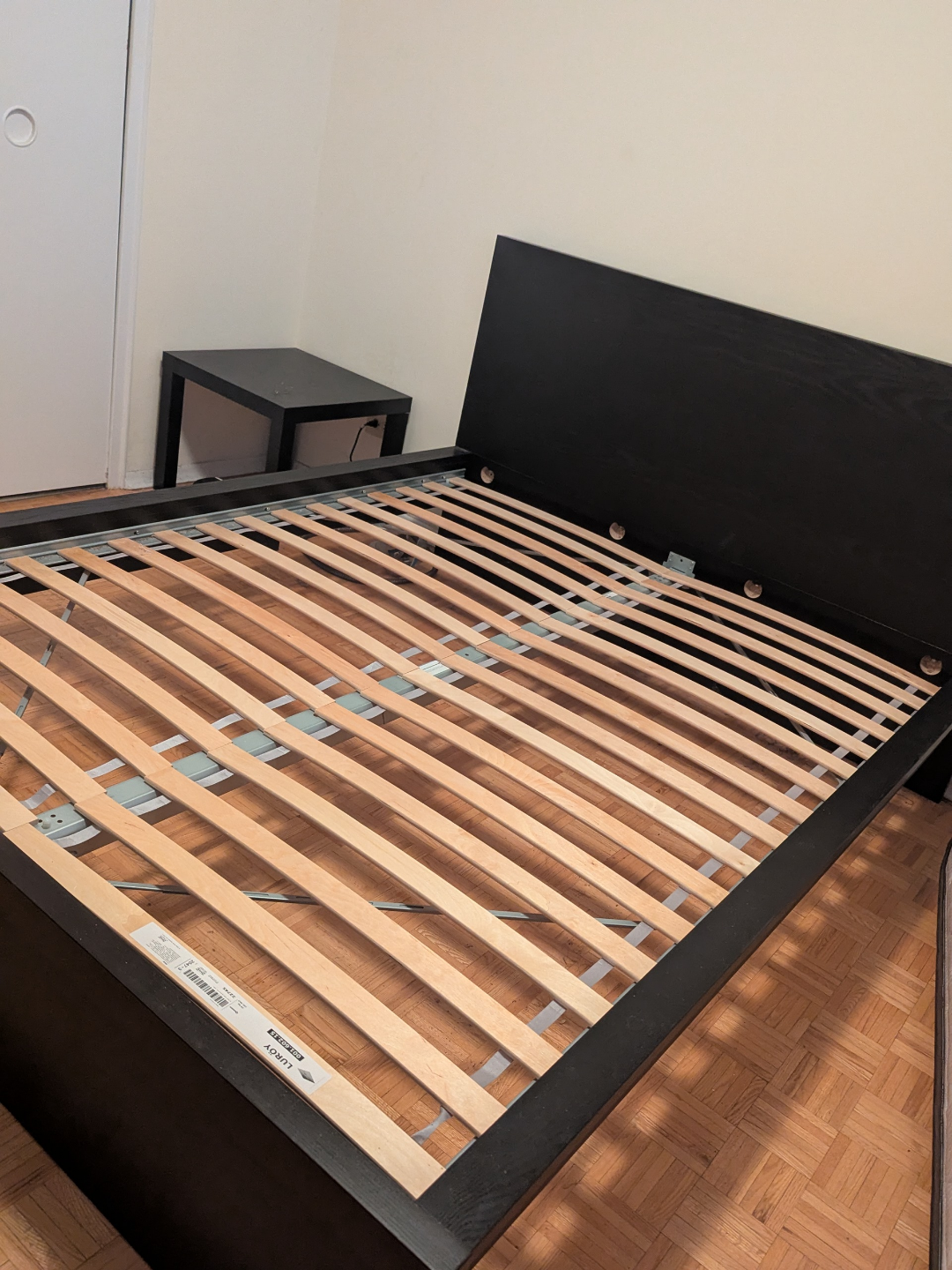 IKEA MALM Queen Size Bed Frame with Mattress - photo 4