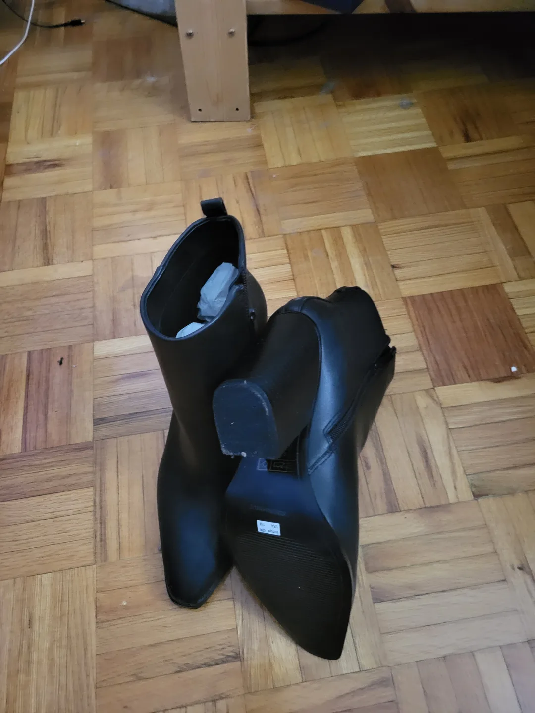 Black Pointed Toe Ankle Boots thumbnail