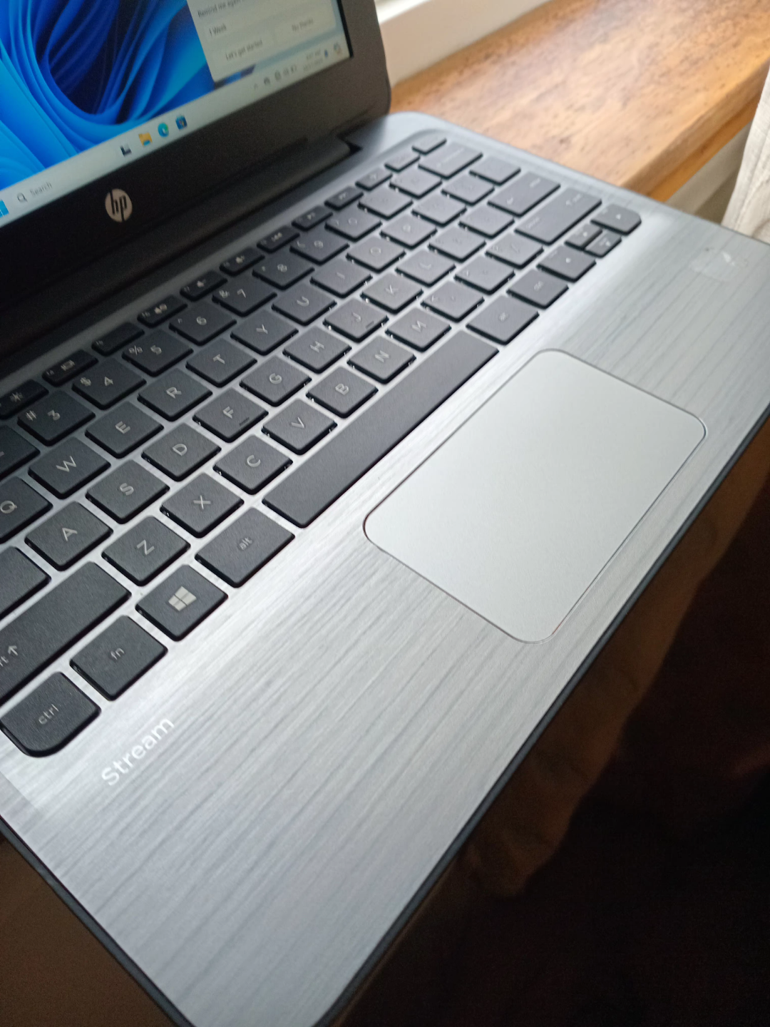 hp laptop Windows 11 office word excel LIKE NEW - photo 3