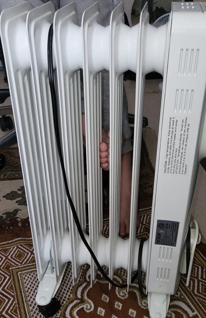 NOMA 7-Fin Oil Filled Radiator Heater image indicator(5)