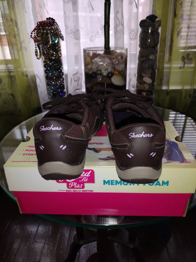 Skechers Relaxed Fit Plus Memory Foam Brown Women's Shoes 💚 image indicator(3)