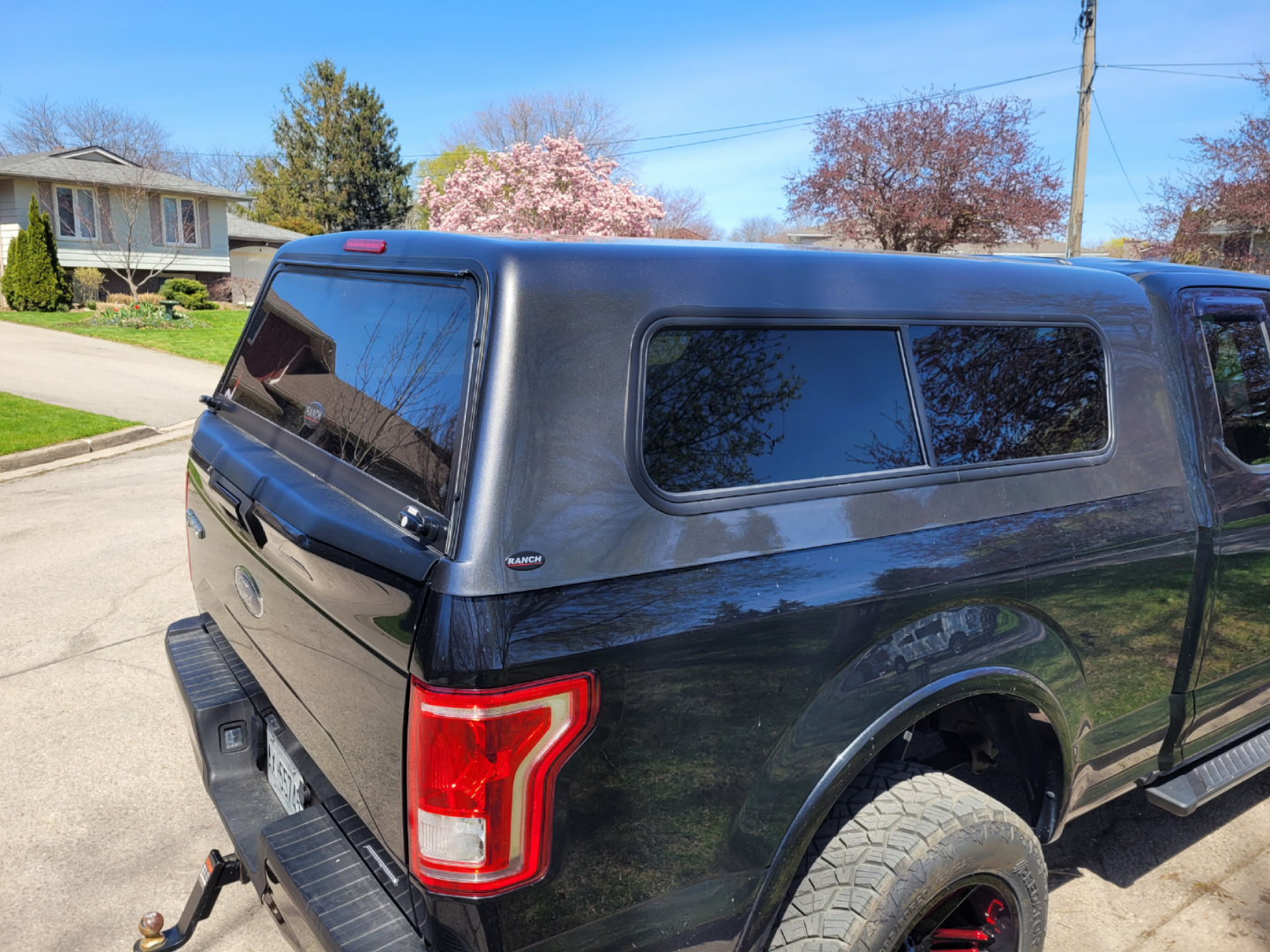 2020 6.5 Ford F150 79" Ranch Sierra Series Truck Cap - J7 Gray